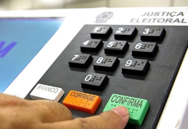 Imagem da noticia YouTube reforça parceria com TSE para garantir segurança durante eleições