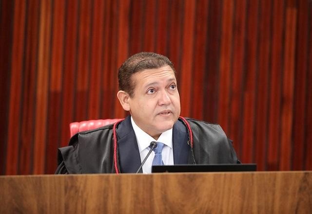 Imagem da noticia Nunes Marques vota contra inelegibilidade de Bolsonaro; placar é de 4x2