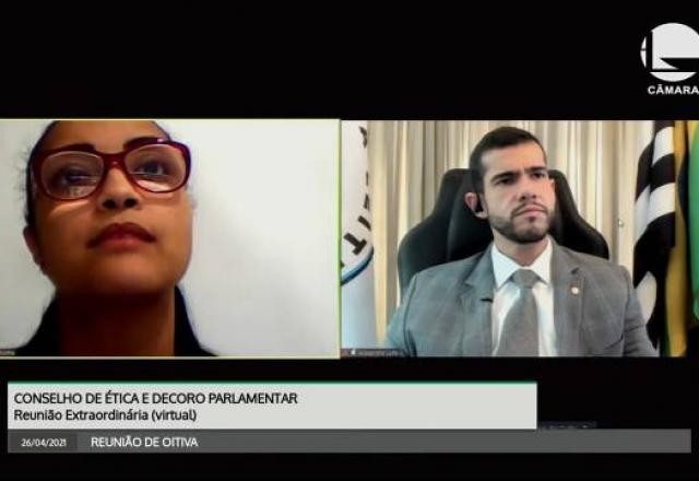 Imagem da noticia Filha biológica de Flordelis diz que pagou R$ 5 mil para assassinar pastor