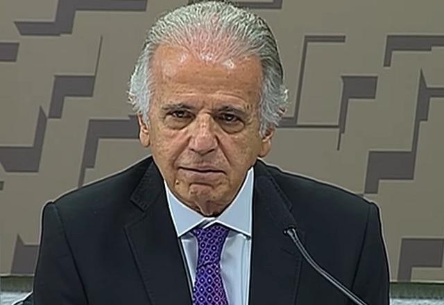 Imagem da noticia Múcio: "Em momento nenhum as Forças Armadas têm participado de política"