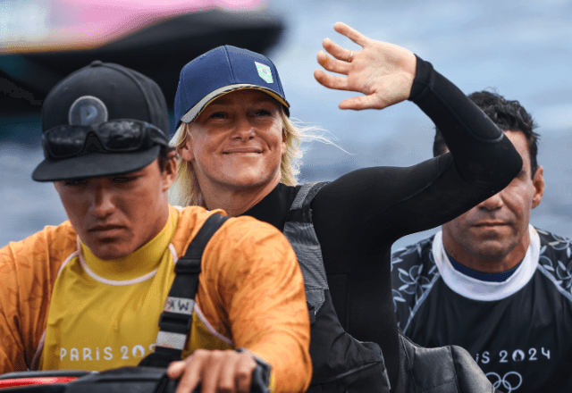 Imagem da noticia Quem é Tatiana Weston-Webb, brasileira medalhista de prata no surfe olímpico