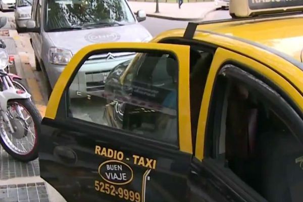 Taxista é condenado a fazer curso de Direitos Humanos por ´cantada abusiva´