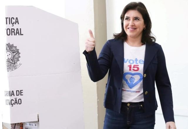 Imagem da noticia Ao vivo: Simone Tebet faz pronunciamento