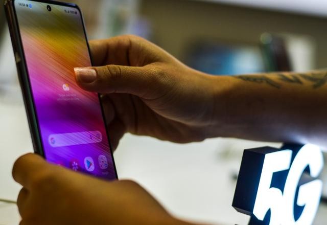 Imagem da noticia Lojas físicas de telefonia podem cair de 2,8 mil para 789