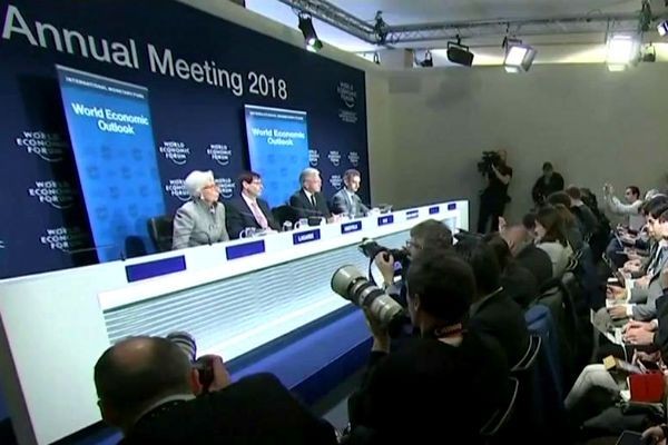 Imagem da noticia Temer participa do Fórum Econômico Mundial em Davos 