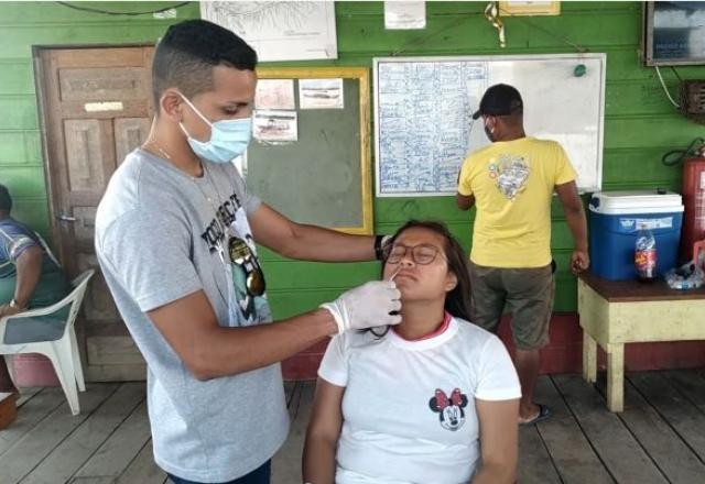 Imagem da noticia Cidade na fronteira com Peru tenta conter entrada de nova variante