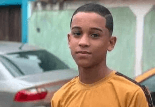 Imagem da noticia Júri absolve PMs acusados de matar adolescente de 13 anos na Cidade de Deus