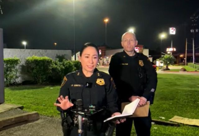 Imagem da noticia Homem é convidado a se retirar e festa familiar termina com um morto e 14 feridos em Houston, nos EUA