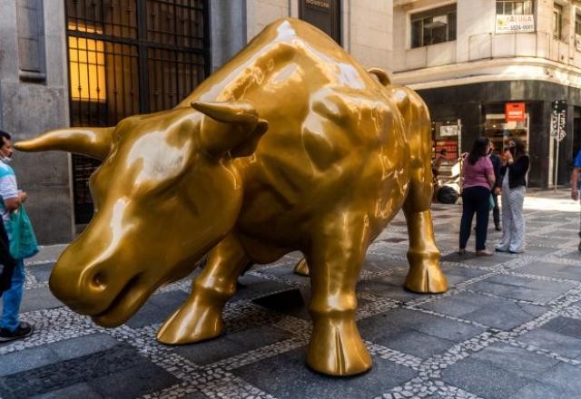 Imagem da noticia Prefeitura de São Paulo decide remover "Touro de Ouro"