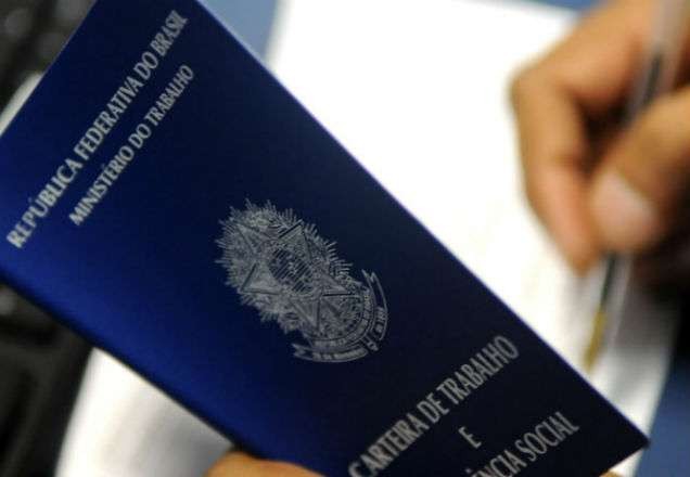 Imagem da noticia Trabalho informal causa queda no índice de desemprego, aponta IBGE