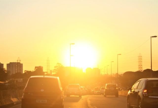 COP27: Brasil subsidia R$ 120 bi em combustíveis fósseis, revela estudo