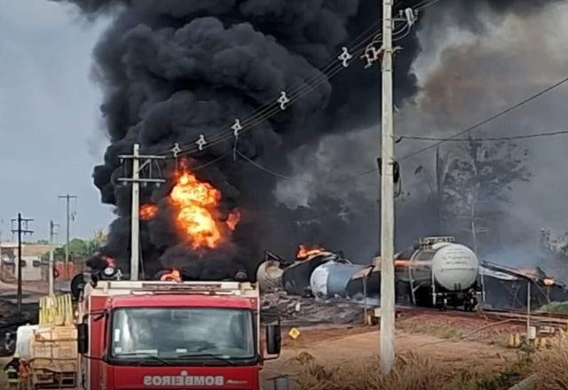 Imagem da noticia Trem da Vale carregando combustível pega fogo no Maranhão