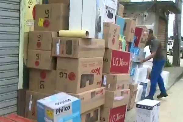 Imagem da noticia Três suspeitos morreram em operação contra roubo de cargas no RJ