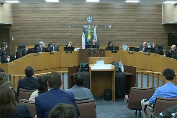Imagem da noticia Tribunal ordena volta da ex-primeira-dama do Rio para a prisão