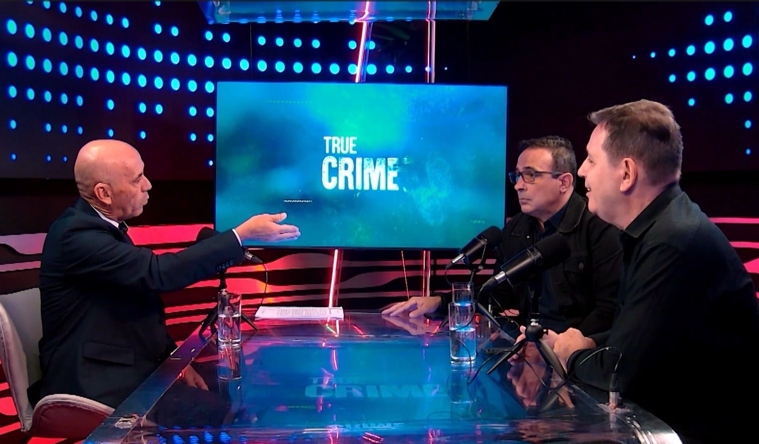 Imagem da noticia Ex-comandante da PM afirma que facções criminosas executam policiais fora de serviço e ampliam domínio na Baixada Santista