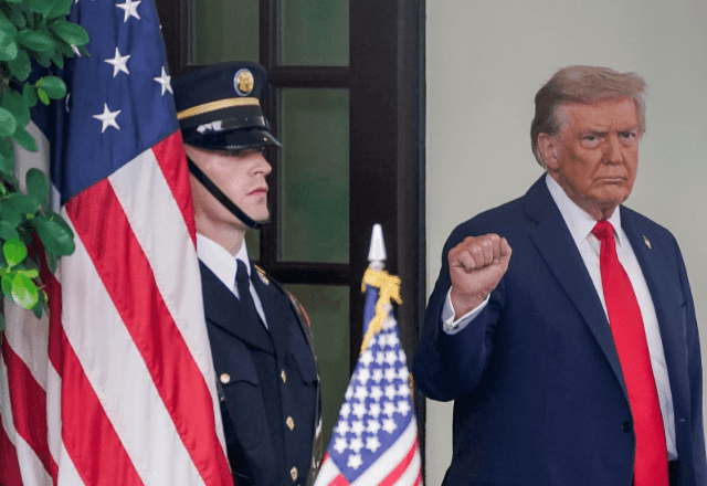 Imagem da noticia Aprovação de Trump se mantém em 40% e atinge menor nível do mandato, diz pesquisa Reuters/Ipsos