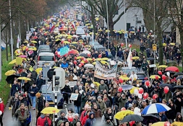 Covid-19: fim de semana é marcado por manifestações na Europa
