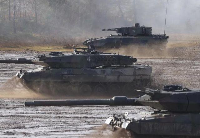 Imagem da noticia Busca por controle de Soledar intensifica confronte entre Rússia e Ucrânia