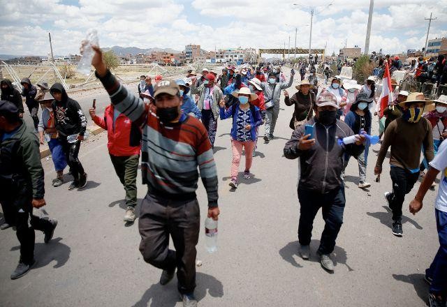 Imagem da noticia Peru prorroga estado de emergência em Lima em meio a protestos