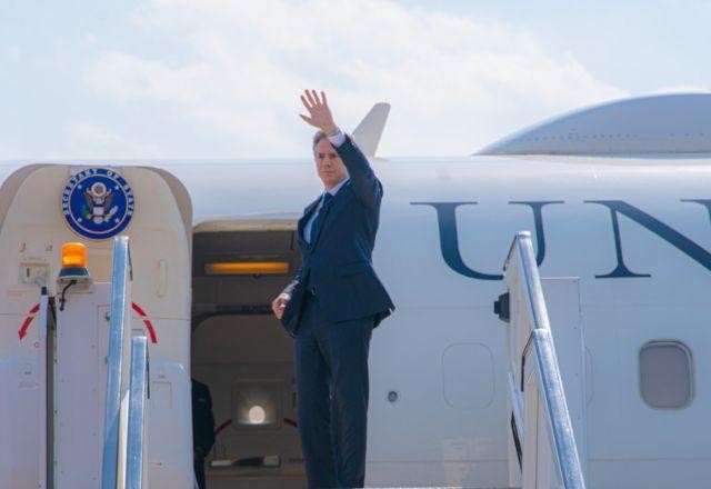 Imagem da noticia Secretário de Estado dos Estados Unidos faz visita surpresa à Kiev