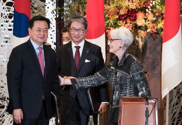 Imagem da noticia EUA, Coreia do Sul e Japão formam aliança e alertam Coreia do Norte