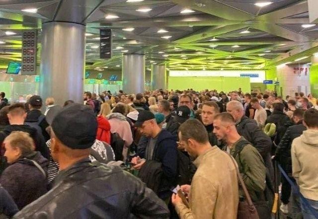 Imagem da noticia Após mobilização, chegada de russos dobra na Geórgia e Cazaquistão