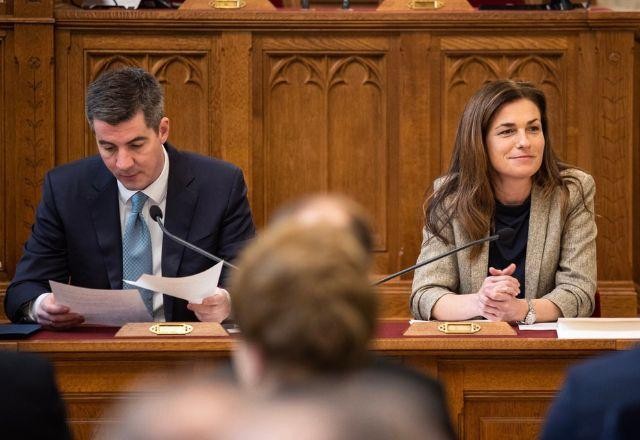 Imagem da noticia Hungria promete defender lei anti-LGBT em tribunal da União Europeia