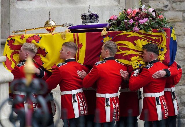 Imagem da noticia Funeral da rainha Elizabeth II teve 2 minutos de silêncio e hino nacional