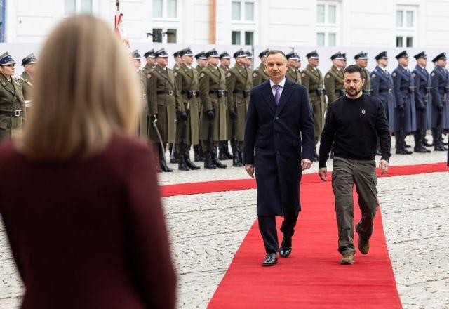 Imagem da noticia Zelensky faz visita à Polônia e discute ajuda militar e refugiados
