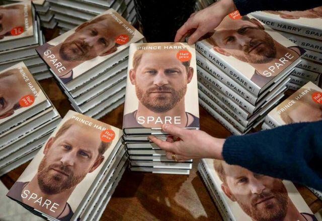 Imagem da noticia Livro do príncipe Harry quebra recorde de vendas no Reino Unido