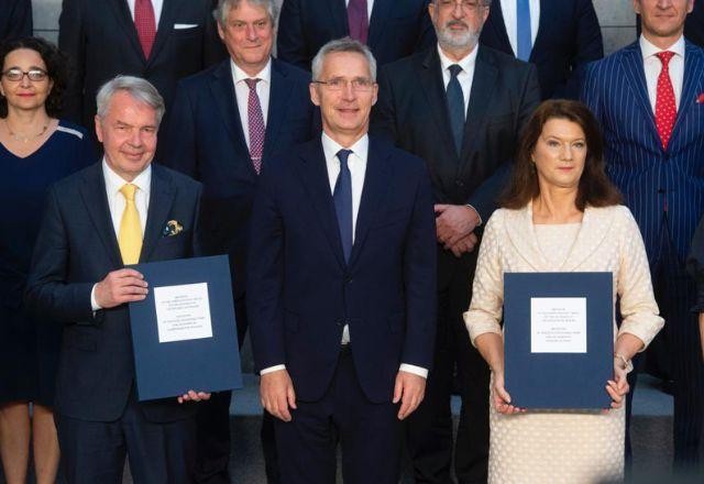 Imagem da noticia Otan assina protocolo de adesão de Finlândia e Suécia