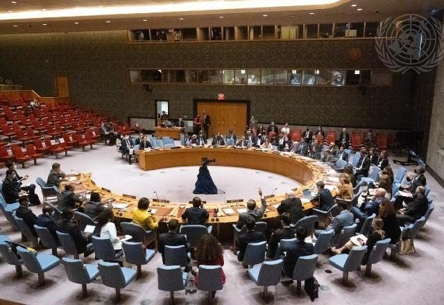 Em meio a críticas, Rússia assume presidência do Conselho de Segurança da ONU