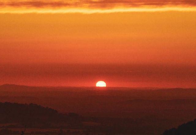 Imagem da noticia Novembro é o sexto mês seguido com recorde de calor e 2023 será o ano mais quente já registrado