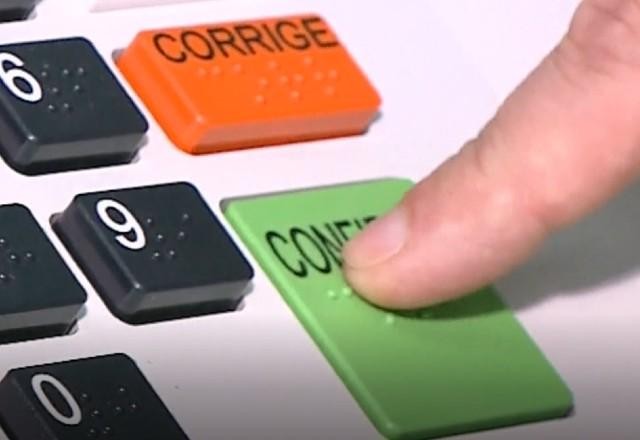 Imagem da noticia Justiça Eleitoral conclui distribuição e montagem das urnas eletrônicas