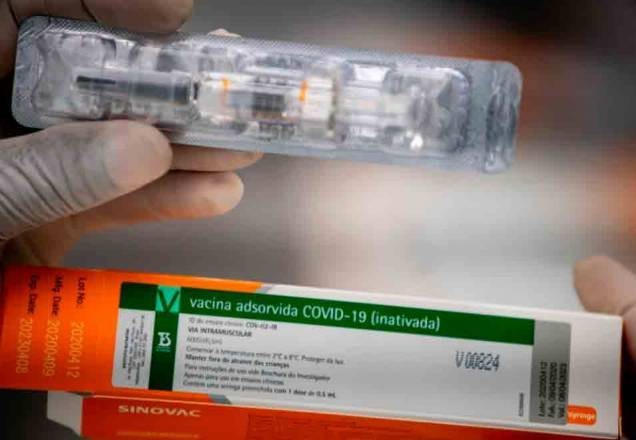 Imagem da noticia Vacina chinesa contra Covid-19 é segura, mas não tão eficaz em idosos