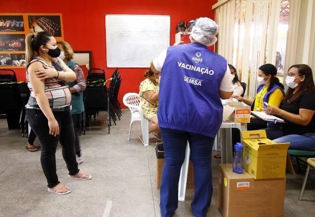 Imagem da noticia Anvisa pede que grávidas parem de receber vacina de Oxford/Astrazeneca