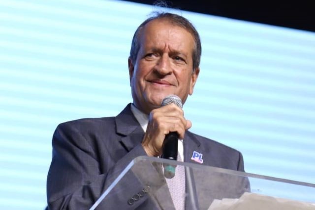 Imagem da noticia Valdemar Costa Neto fala em "perseguição" a Bolsonaro após operação da PF contra Ramagem