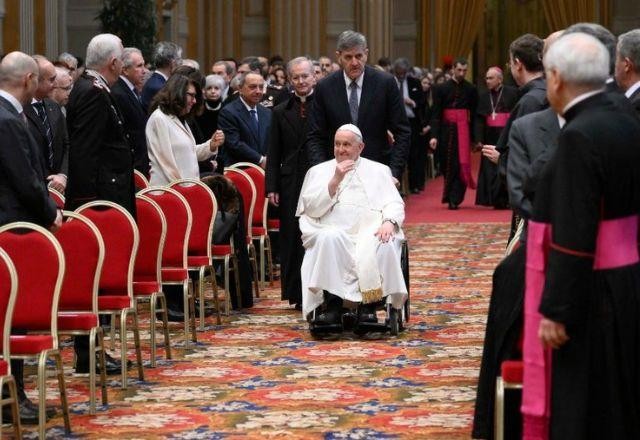 Imagem da noticia Vaticano anuncia viagem de papa Francisco à Hungria