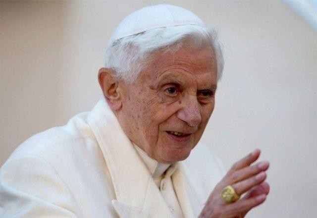 Imagem da noticia Papa Bento XVI é acusado de acobertar casos de pedofilia na Alemanha