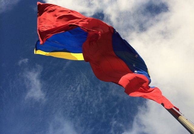 Imagem da noticia Venezuela vai contra acordo de paz com Guiana e aprova criação de novo estado em Essequibo