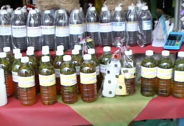 Imagem da noticia A tradição dos banhos de ano novo em Belém agitam mercadão