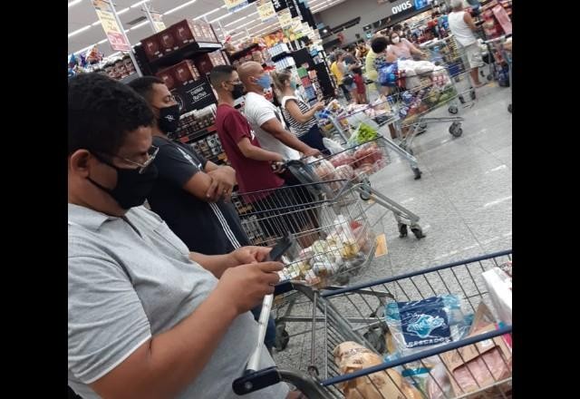 Imagem da noticia Araraquara têm filas após decreto de lockdown por 60 horas