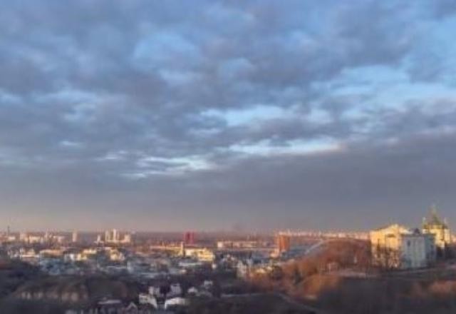 Imagem da noticia Aves, filas e bombas: o dia em Kiev pelas lentes do correspondente do SBT