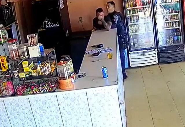 Imagem da noticia Policial do DF agride dono de bar com coronhada e chutes
