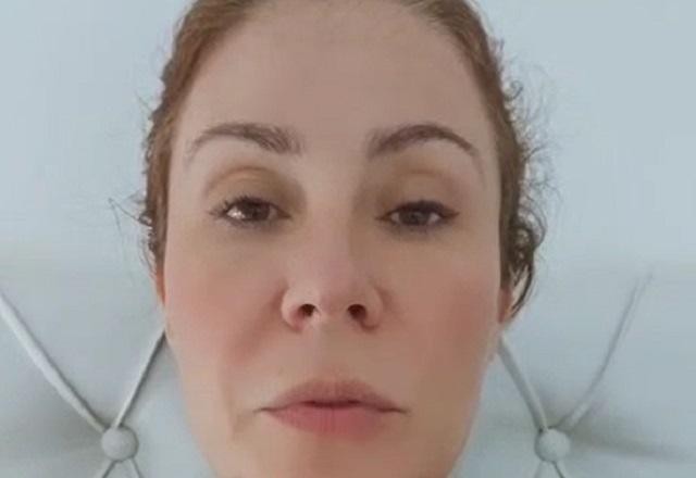 Imagem da noticia Carla Zambelli diz que sofreu busca e apreensão para entrega de armas