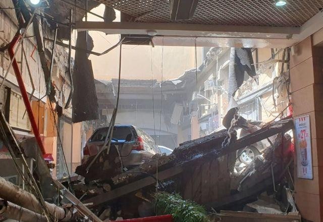 Imagem da noticia SP: teto do Osasco Plaza Shopping desaba e praça de alimentação é atingida