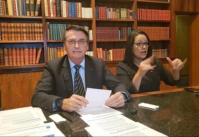 Brasil produzirá vacina por conta própria em 3 meses, diz Bolsonaro