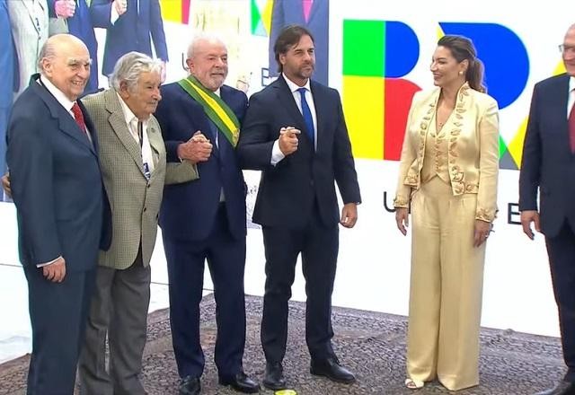 Imagem da noticia Autoridades estrangeiras cumprimentam Lula pela posse