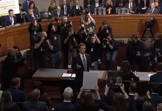 Imagem da noticia Mark Zuckerberg pede desculpas aos pais de crianças vítimas nas redes sociais