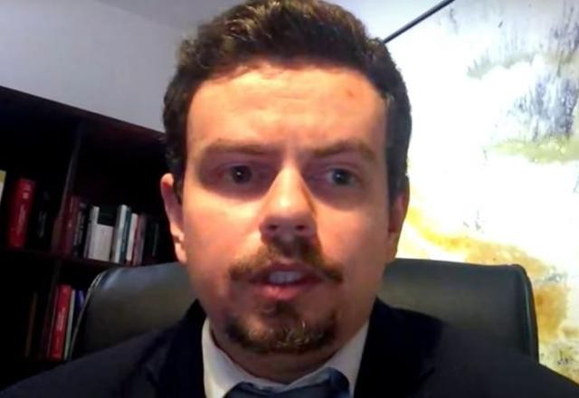 Imagem da noticia Pedido da PGR sobre dados de seguidores de Bolsonaro é "desproporcional", diz especialista
